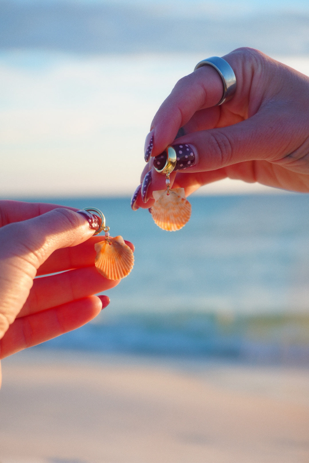 Thick Gold Seashell Earrings